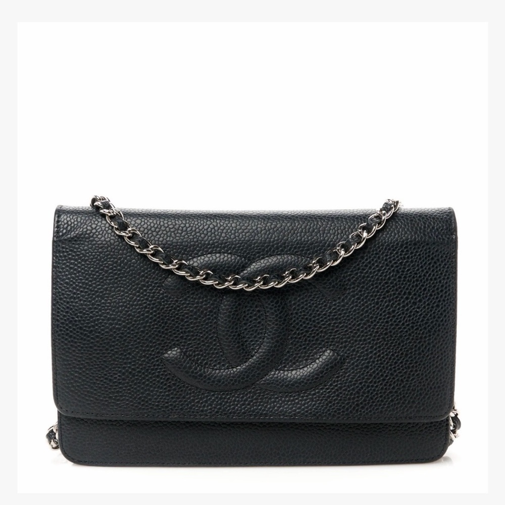 CHANEL
Caviar Timeless CC Wallet On Chain
WOC Black 2011